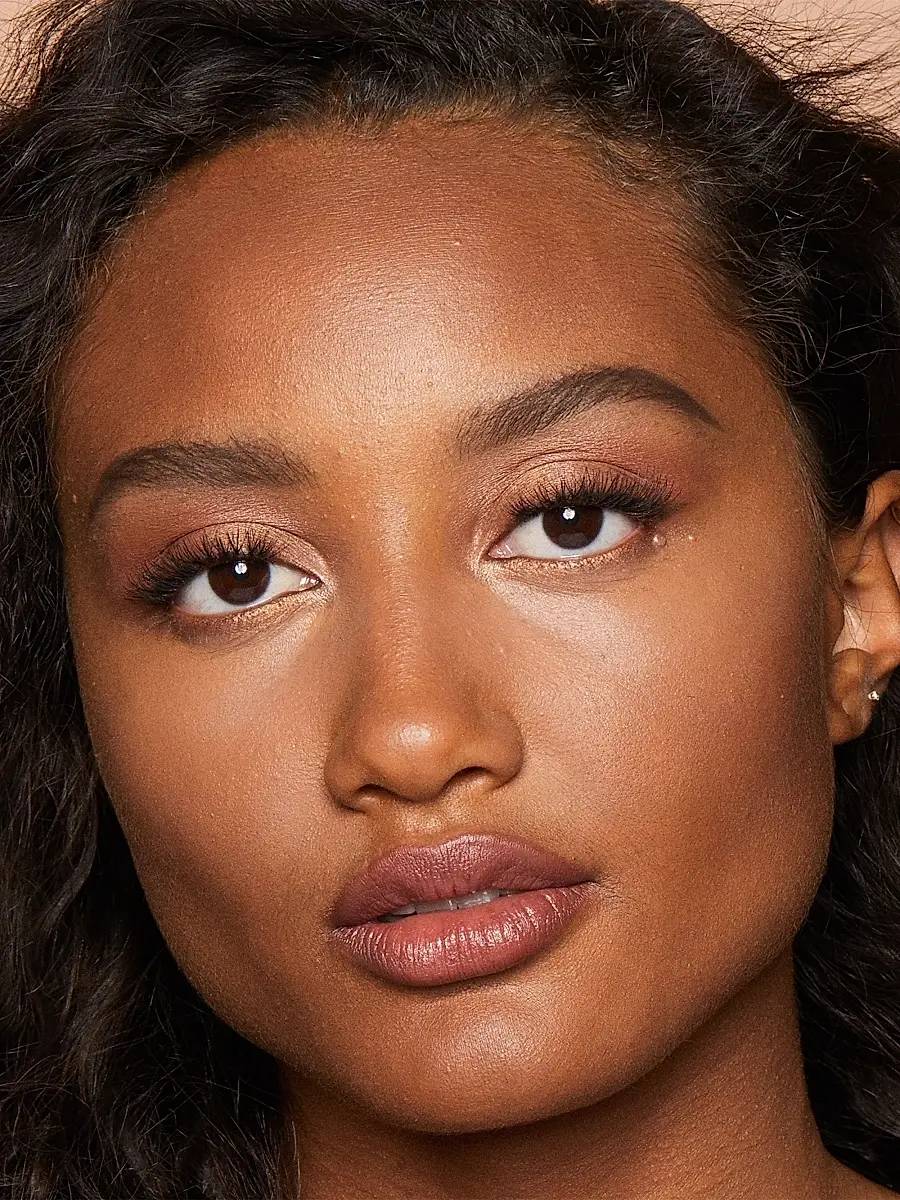 Charlotte Tilbury Women's Light Wonder Foundation | Thumbnail 7