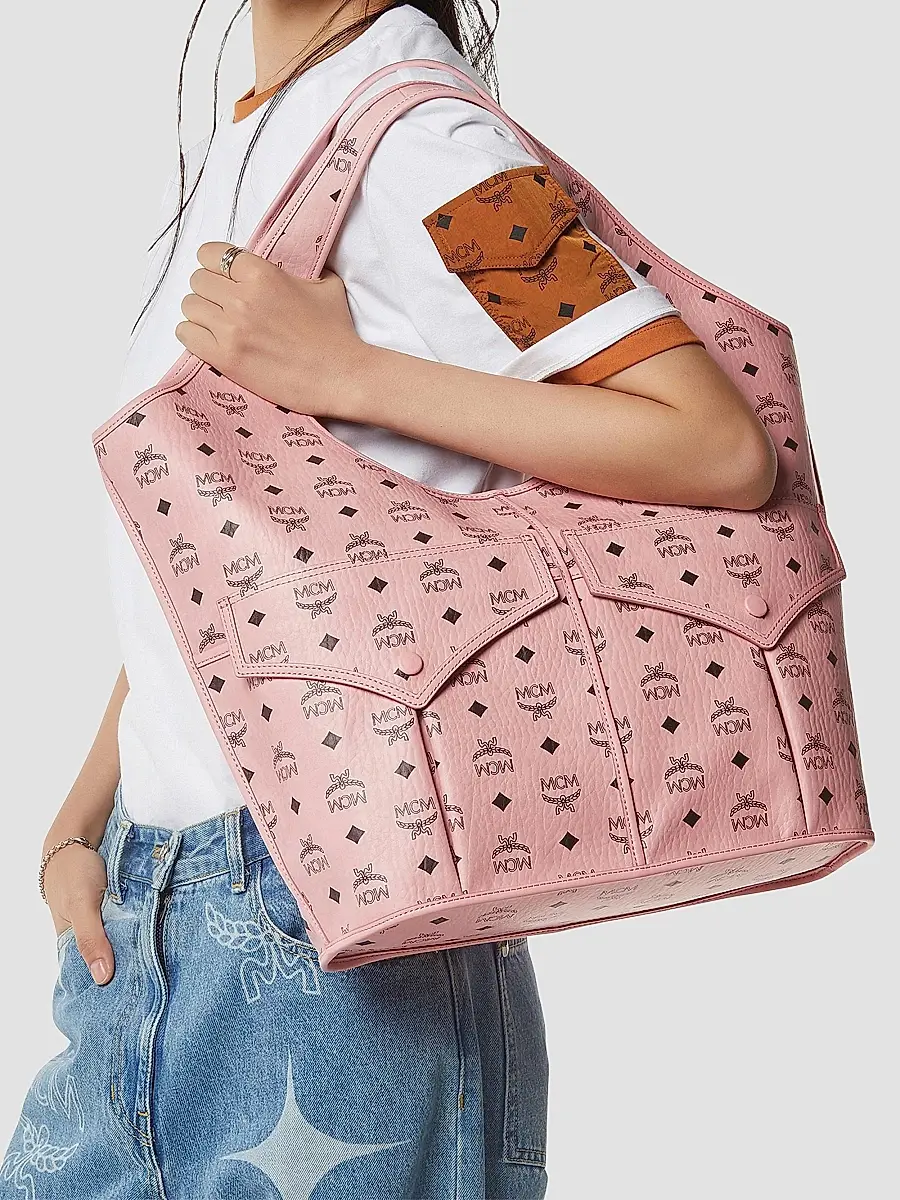 MCM Women's Aren VI Leni Shopper Tote Bag | Thumbnail 2 MCM Women's Aren VI Leni Shopper Tote Bag | Thumbnail 2