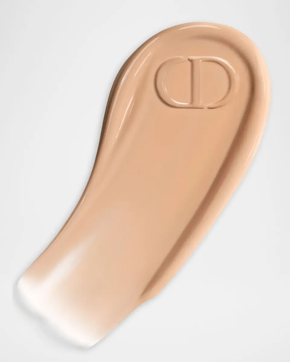 Dior Forever Skin Glow Foundation | Thumbnail 2 Dior Forever Skin Glow Foundation | Thumbnail 2