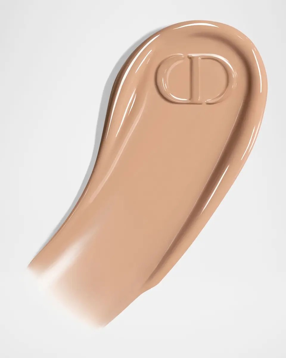 Dior Forever Skin Glow Foundation | Thumbnail 2 Dior Forever Skin Glow Foundation | Thumbnail 2