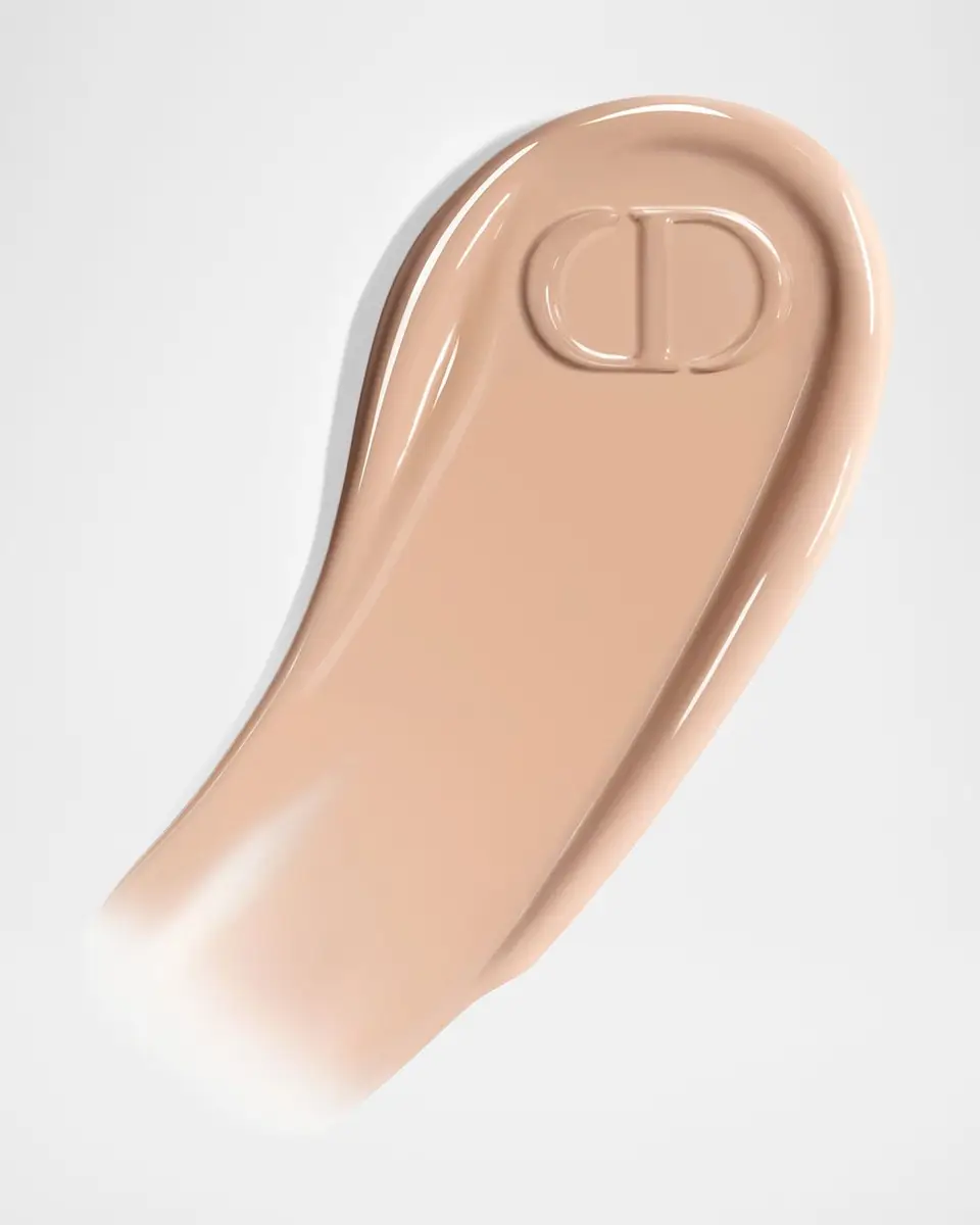 Dior Forever Skin Glow Foundation | Thumbnail 2 Dior Forever Skin Glow Foundation | Thumbnail 2