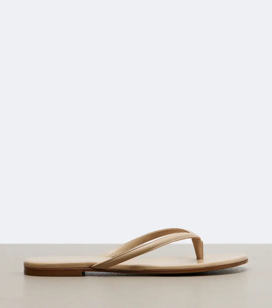 Gianvito Rossi Calypso leather thong sandals | Thumbnail 3 Gianvito Rossi Calypso leather thong sandals | Thumbnail 3