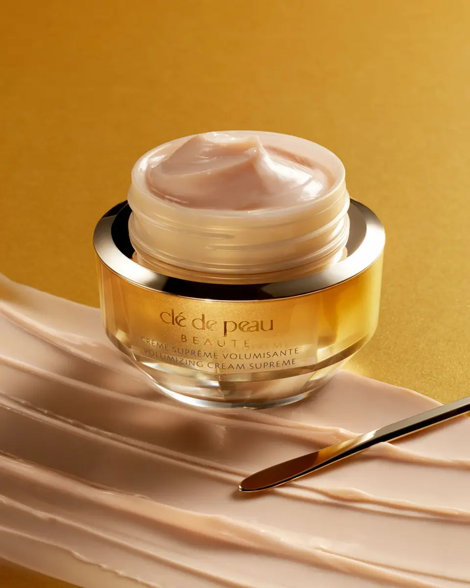 CLÉ DE PEAU BEAUTÉ Volumizing Cream Supreme | Thumbnail 3