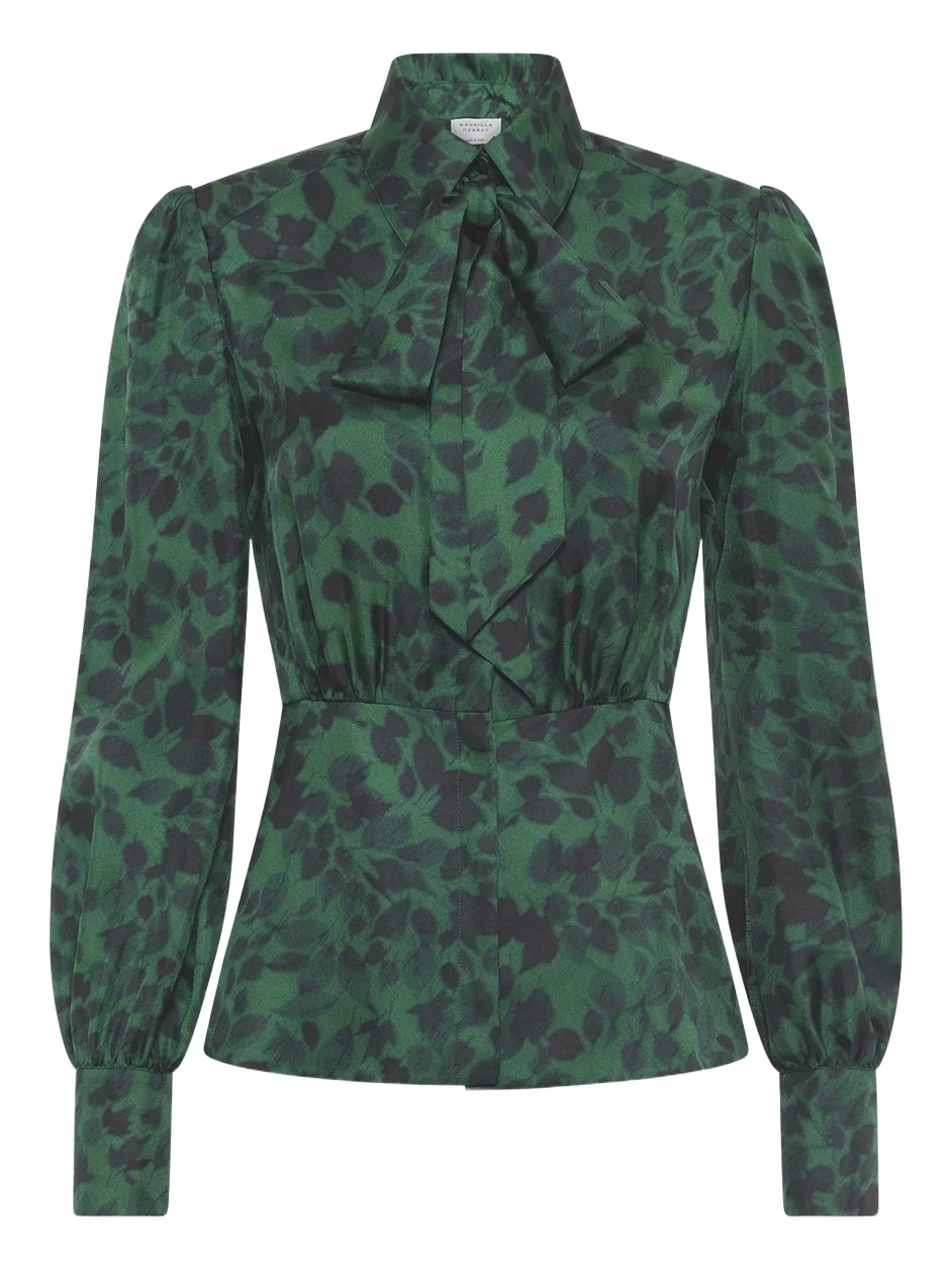 Gabriela Hearst Maisie Top in English Green Printed SIlk Twill