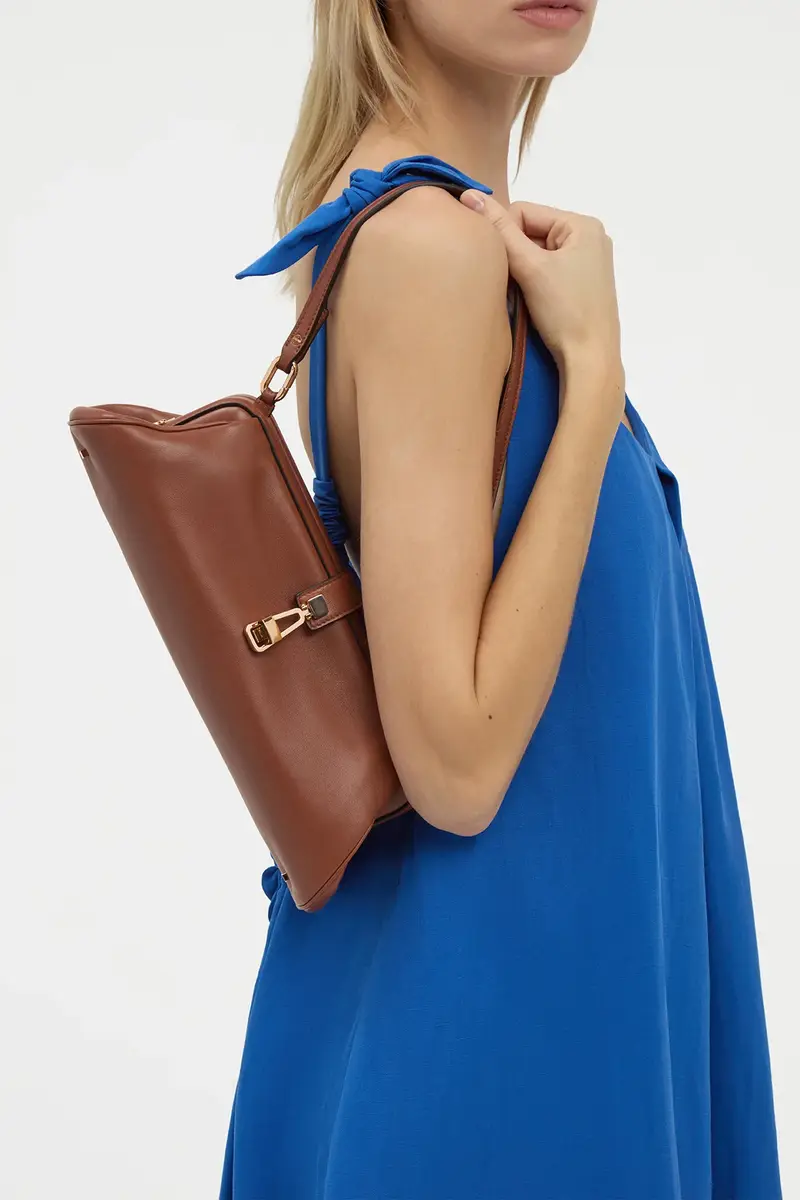 Gabriela Hearst Paola Clutch in Cognac Nappa Leather | Thumbnail 2 Gabriela Hearst Paola Clutch in Cognac Nappa Leather | Thumbnail 2