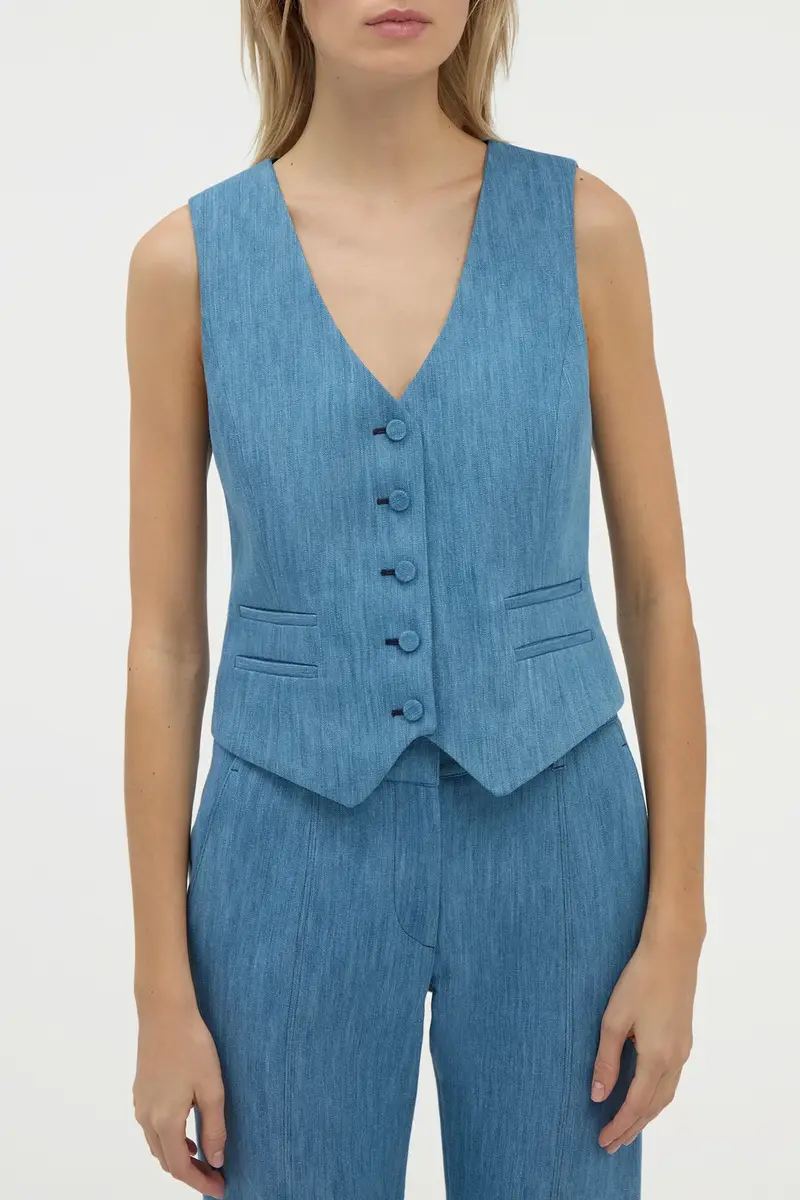Gabriela Hearst Coleridge Vest in Medium Blue Recycled Cotton Linen Denim | Thumbnail 5