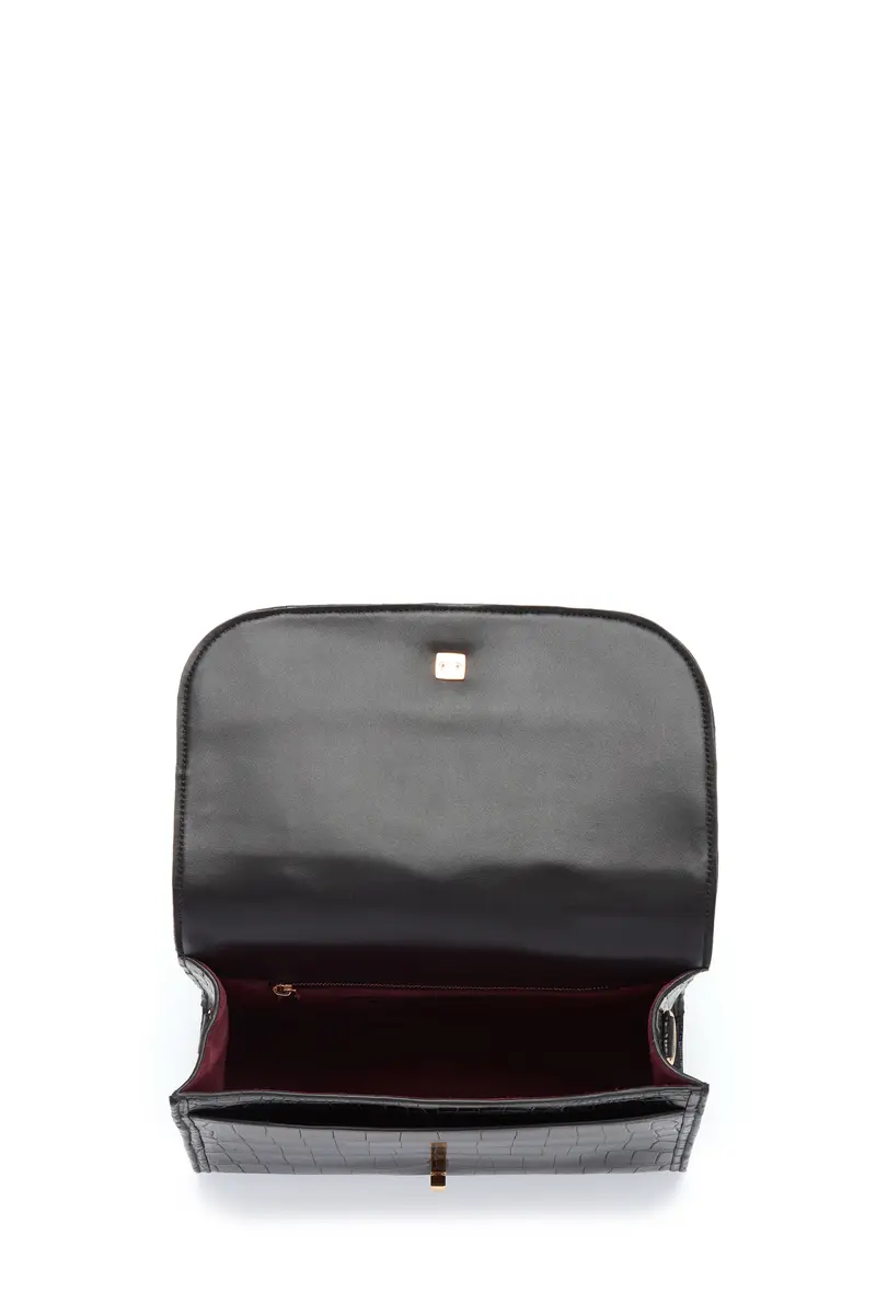 Gabriela Hearst Medium Leonora Flap Bag in Black Crocodile Leather with Sunglasses Pouch | Thumbnail 6 Gabriela Hearst Medium Leonora Flap Bag in Black Crocodile Leather with Sunglasses Pouch | Thumbnail 6