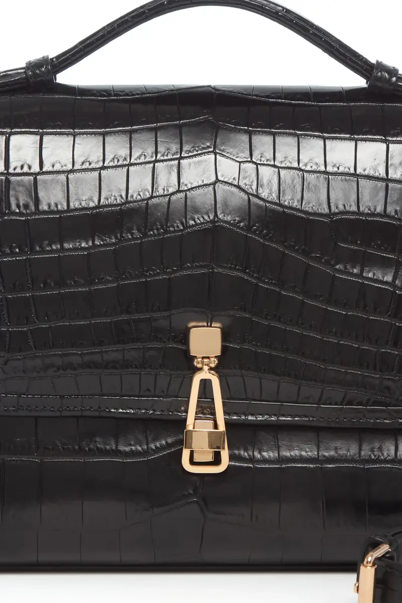 Gabriela Hearst Medium Leonora Flap Bag in Black Crocodile Leather with Sunglasses Pouch | Thumbnail 7 Gabriela Hearst Medium Leonora Flap Bag in Black Crocodile Leather with Sunglasses Pouch | Thumbnail 7