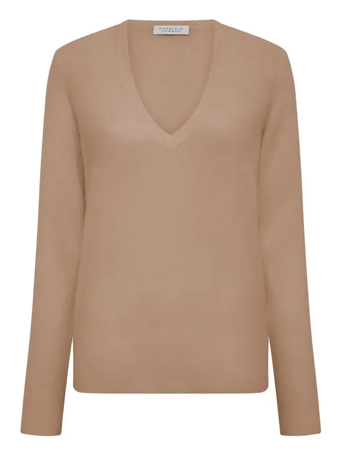 Vesper Knit V-Neck Sweater in Camel Brushed Cashmere