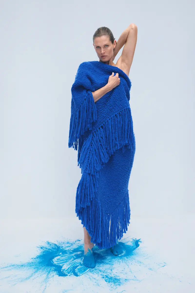 Gabriela Hearst Lauren Knit Wrap in Cobalt Welfat Cashmere | Thumbnail 2 Gabriela Hearst Lauren Knit Wrap in Cobalt Welfat Cashmere | Thumbnail 2