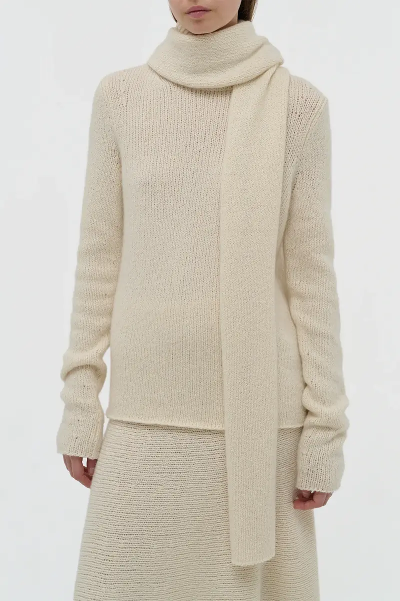Gabriela Hearst Tulsi Knit Scarf in Ivory Cashmere | Thumbnail 2 Gabriela Hearst Tulsi Knit Scarf in Ivory Cashmere | Thumbnail 2