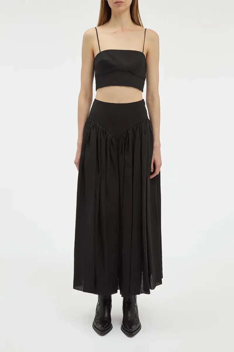 Gabriela Hearst Blazie Top in Black Aloe Linen | Thumbnail 2 Gabriela Hearst Blazie Top in Black Aloe Linen | Thumbnail 2