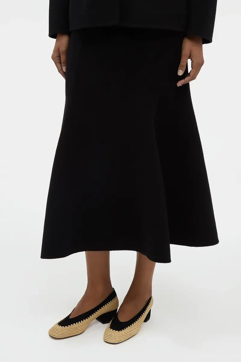 Gabriela Hearst Patterson Midi Skirt in Black Double-face Recycled Cashmere | Thumbnail 5