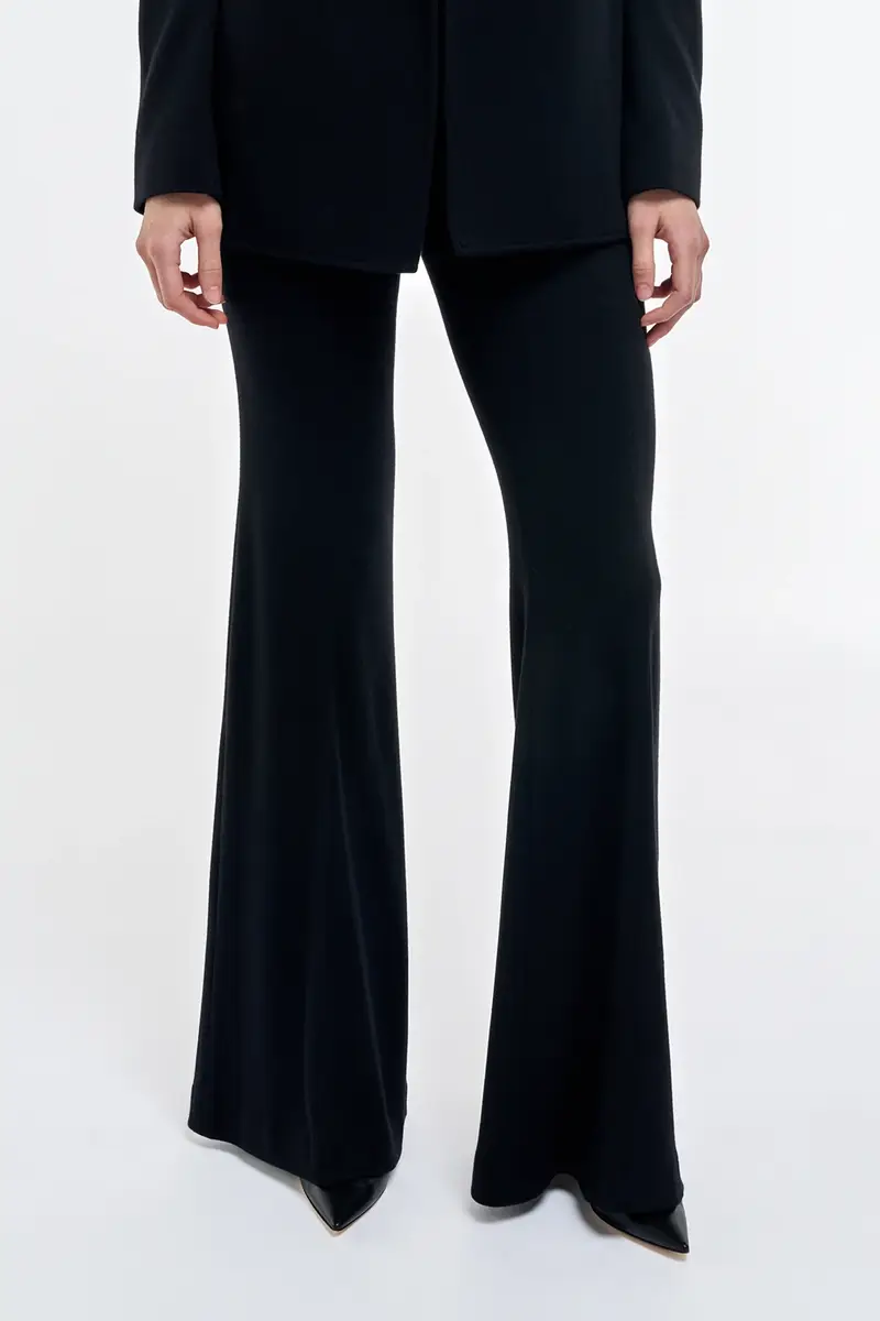 Gabriela Hearst Rhein Flare Pant in Black Cashmere Jersey | Thumbnail 5 Gabriela Hearst Rhein Flare Pant in Black Cashmere Jersey | Thumbnail 5