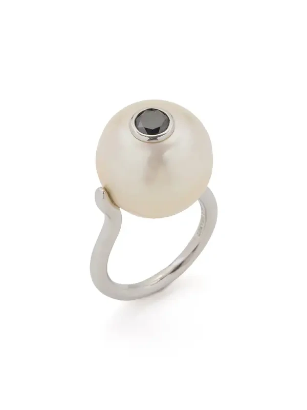 Pearl Ring in Platinum & Black Diamond