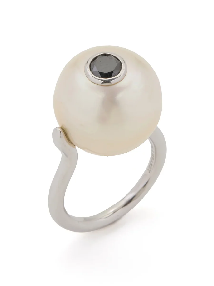 Gabriela Hearst Pearl Ring in Platinum & Black Diamond