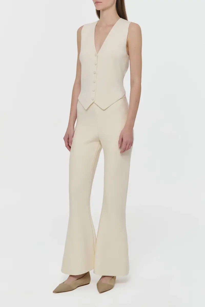 Gabriela Hearst Enso Knit Vest in Off White Merino Wool Cashmere | Thumbnail 3 Gabriela Hearst Enso Knit Vest in Off White Merino Wool Cashmere | Thumbnail 3
