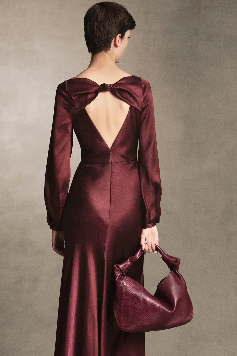 Gabriela Hearst Small Antonia Bag in Bordeaux Nappa Leather & Snakeskin | Thumbnail 2