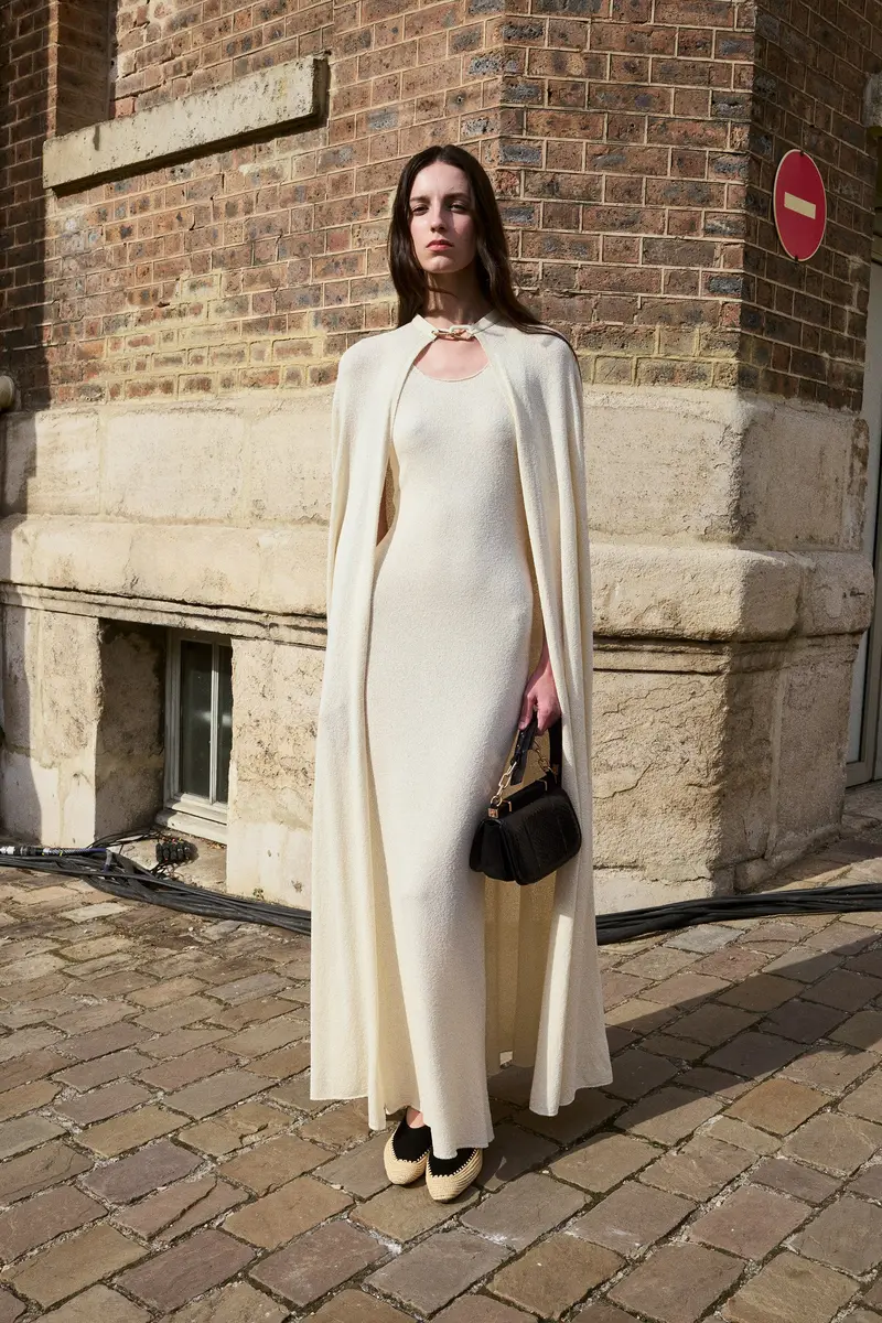 Gabriela Hearst Laleh Knit Cape in Off White Mulberry Silk | Thumbnail 12