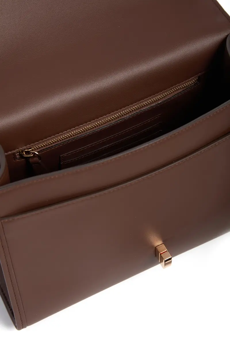 Gabriela Hearst Medium Leonora Flap Bag in Chocolate Leather | Thumbnail 4