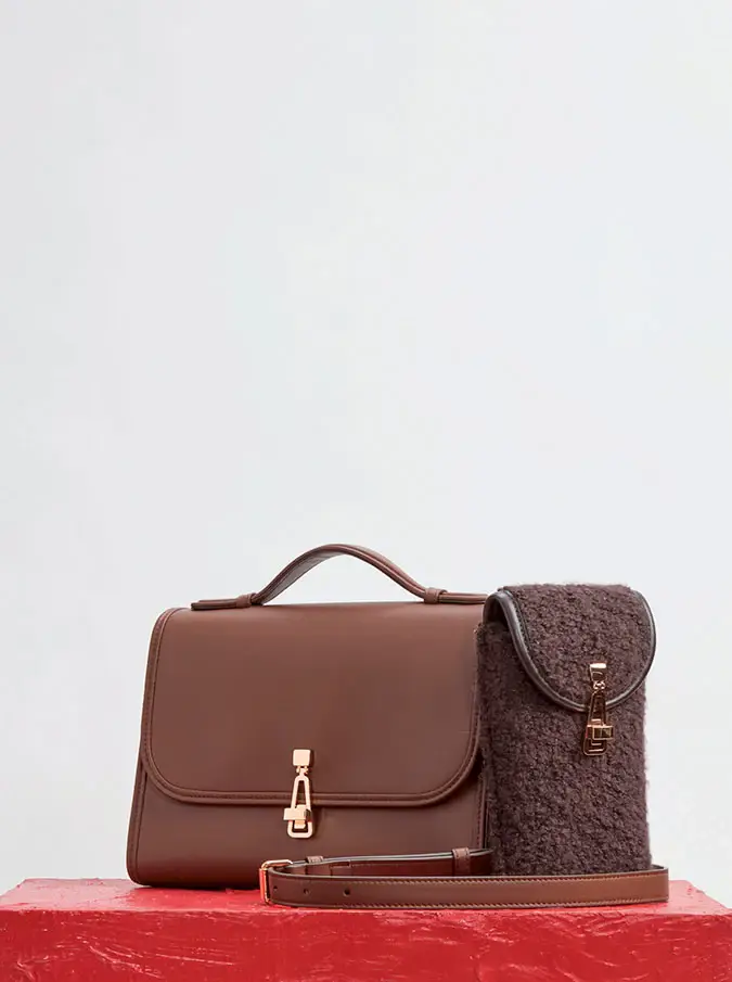 Gabriela Hearst Medium Leonora Flap Bag in Chocolate Leather | Thumbnail 5