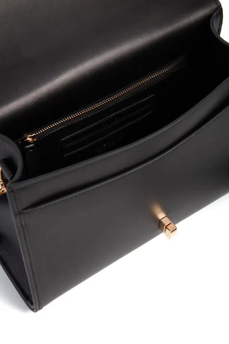 Gabriela Hearst Medium Leonora Flap Bag in Black Leather | Thumbnail 4