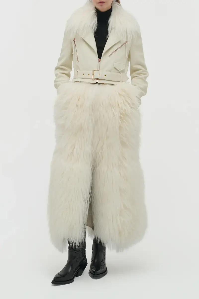 Gabriela Hearst Brymwylf Convertible Coat in White Textured Leather & Cashmere Shearling | Thumbnail 2