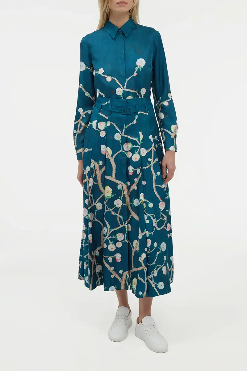 Gabriela Hearst Dugald Pleated Midi Skirt in Blue Multi Printed Silk Twill | Thumbnail 2 Gabriela Hearst Dugald Pleated Midi Skirt in Blue Multi Printed Silk Twill | Thumbnail 2