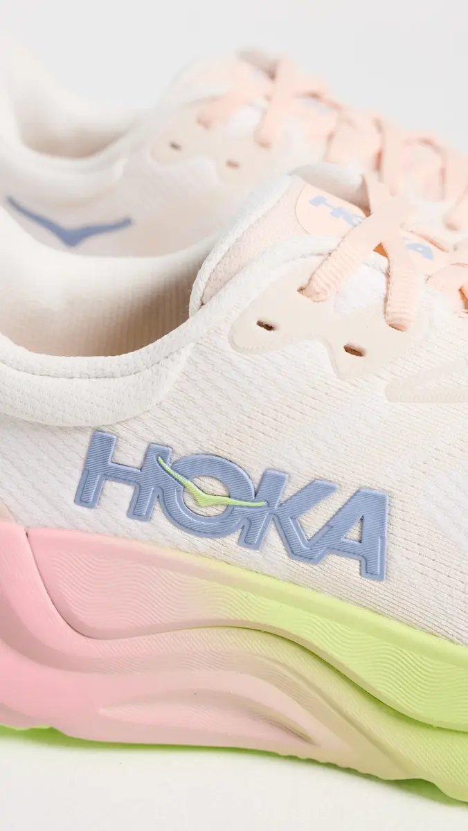 Hoka Arahi 8 Sneakers | Thumbnail 6 Hoka Arahi 8 Sneakers | Thumbnail 6