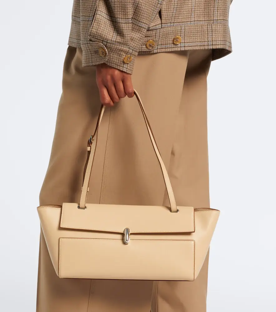 Savette Symmetry Trapeze Medium leather shoulder bag | Thumbnail 6
