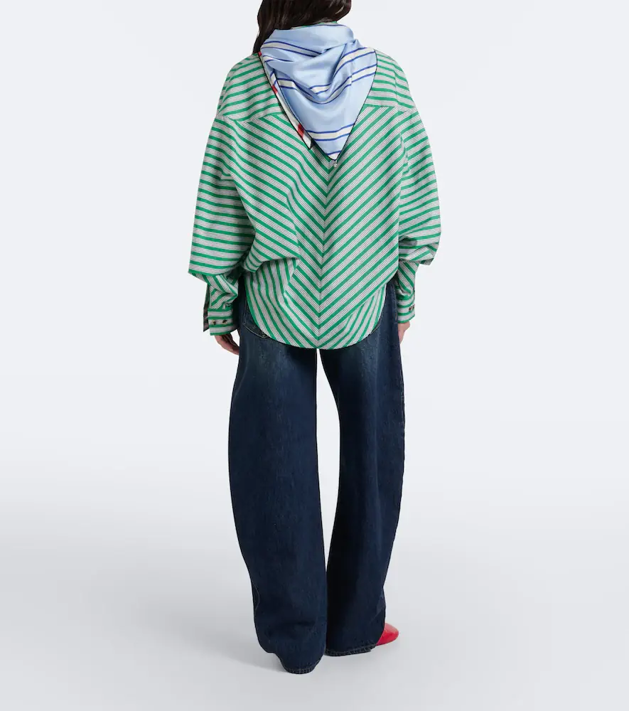 Loewe Faded barrel-leg jeans | Thumbnail 2