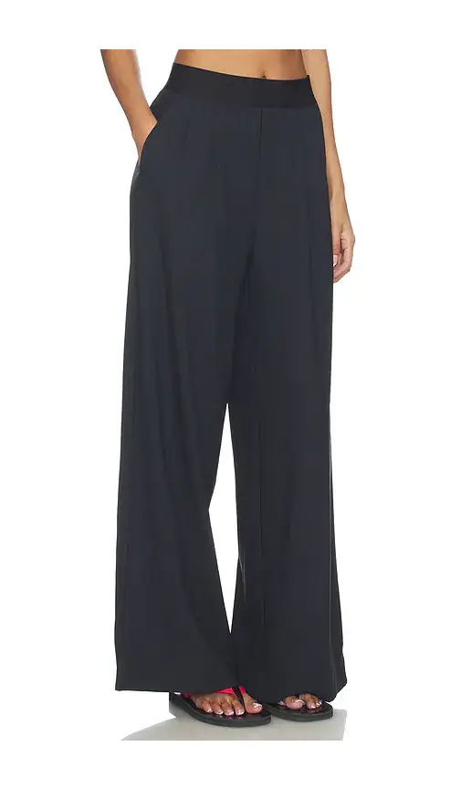 Beyond Yoga Exposed Elastic Trousers | Thumbnail 2