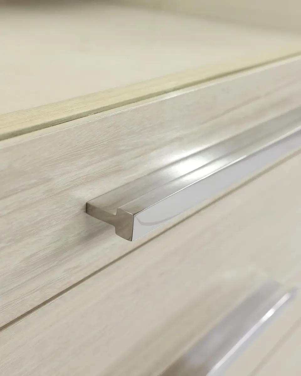 John-Richard Collection Beachside Nine-Drawer Dresser | Thumbnail 5