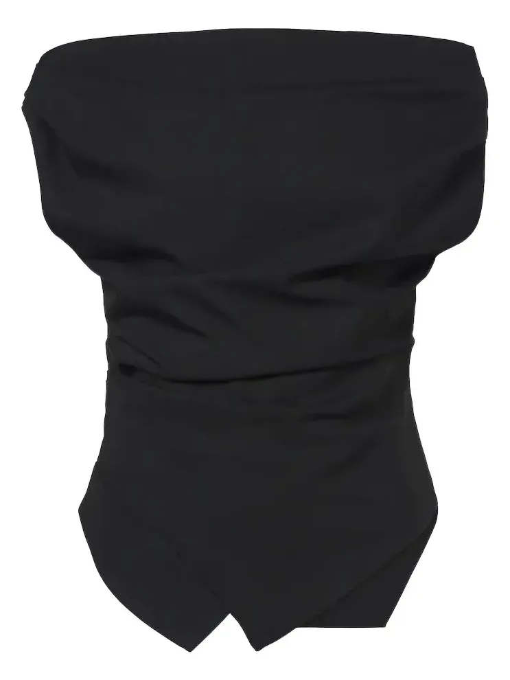 Róhe Draped asymmetric top