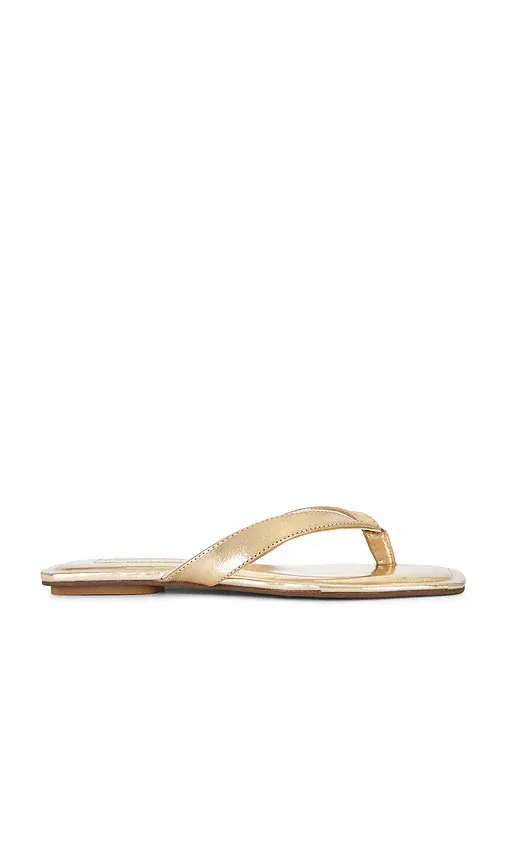 Steve Madden Trella Sandal | Image 1 Steve Madden Trella Sandal | Image 1