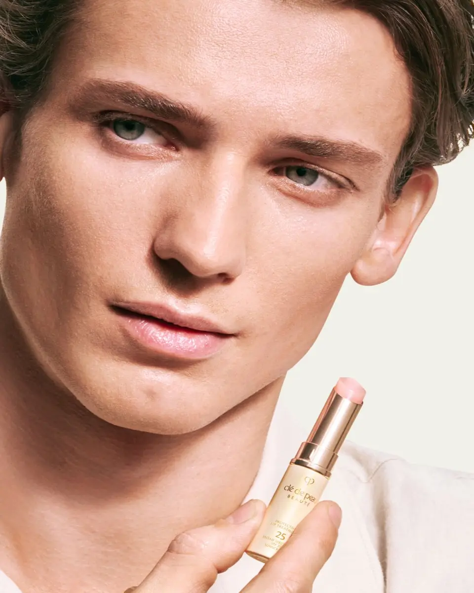 CLÉ DE PEAU BEAUTÉ Protective Lip Treatment SPF 25 | Thumbnail 5 CLÉ DE PEAU BEAUTÉ Protective Lip Treatment SPF 25 | Thumbnail 5