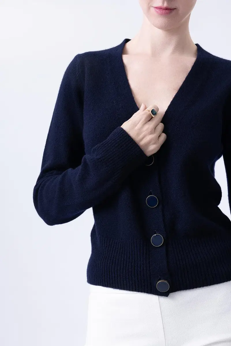 MISH The Cashmere Cardigan | Thumbnail 3 MISH The Cashmere Cardigan | Thumbnail 3