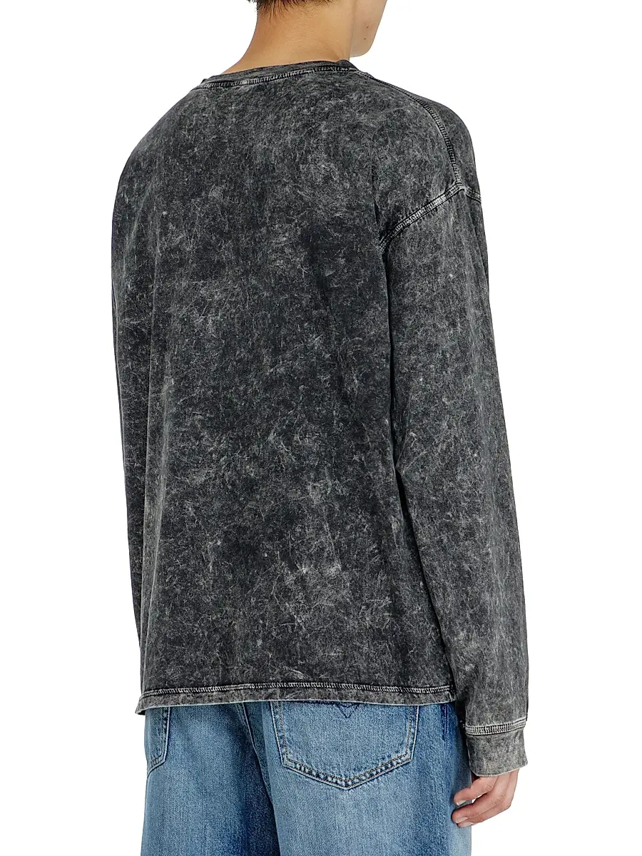 Diesel Men's Logo Acid-Washed Cotton T-Shirt | Thumbnail 4 Diesel Men's Logo Acid-Washed Cotton T-Shirt | Thumbnail 4