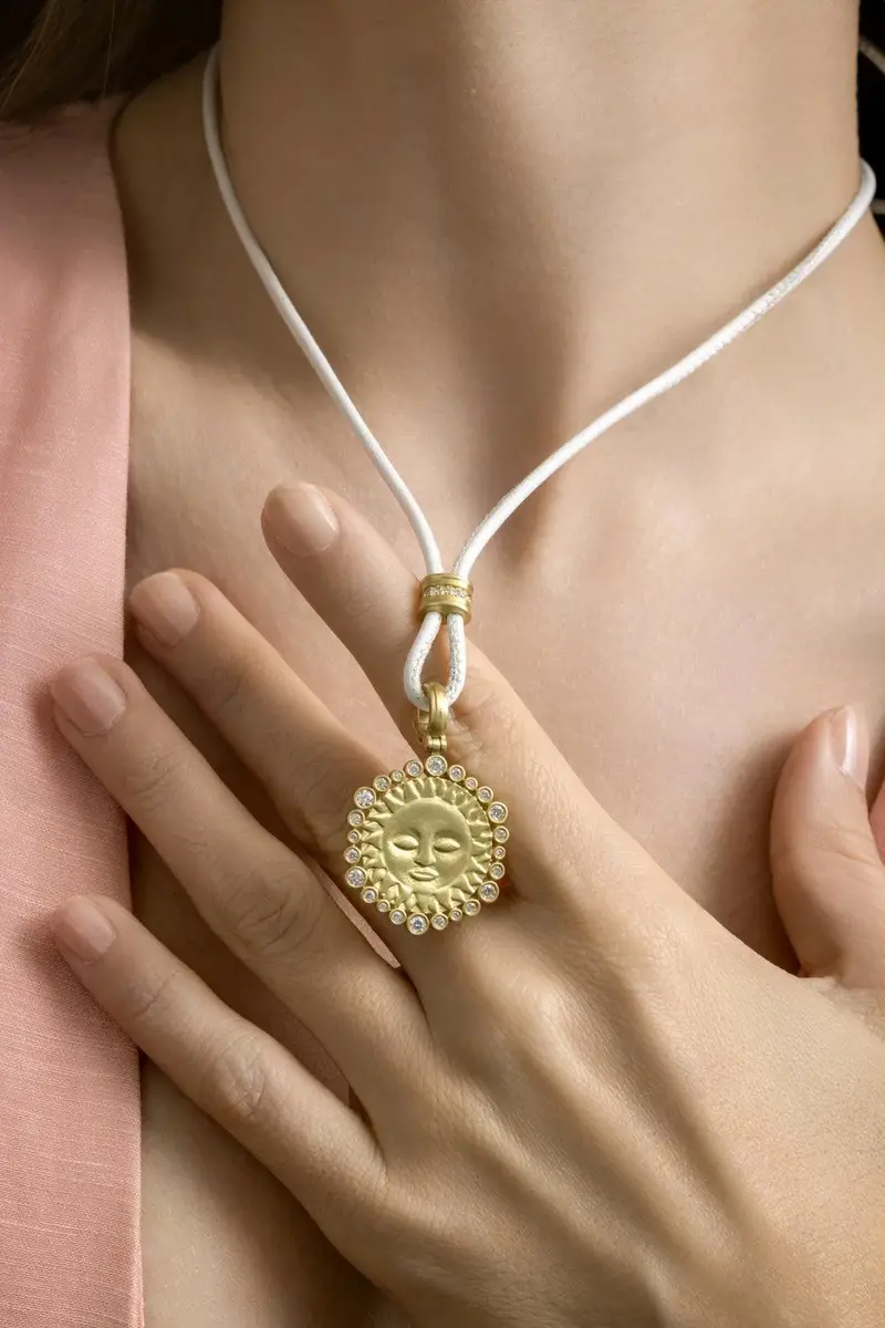 LEIGH MAXWELL Diamond Small Sun Halo Pendant | Thumbnail 4 LEIGH MAXWELL Diamond Small Sun Halo Pendant | Thumbnail 4