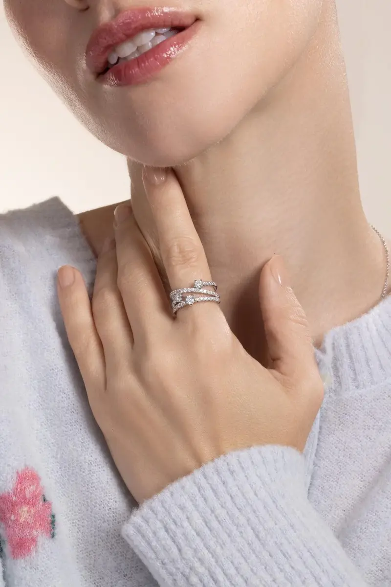 KWIAT Diamond Star Set Starry Night Ring | Thumbnail 2