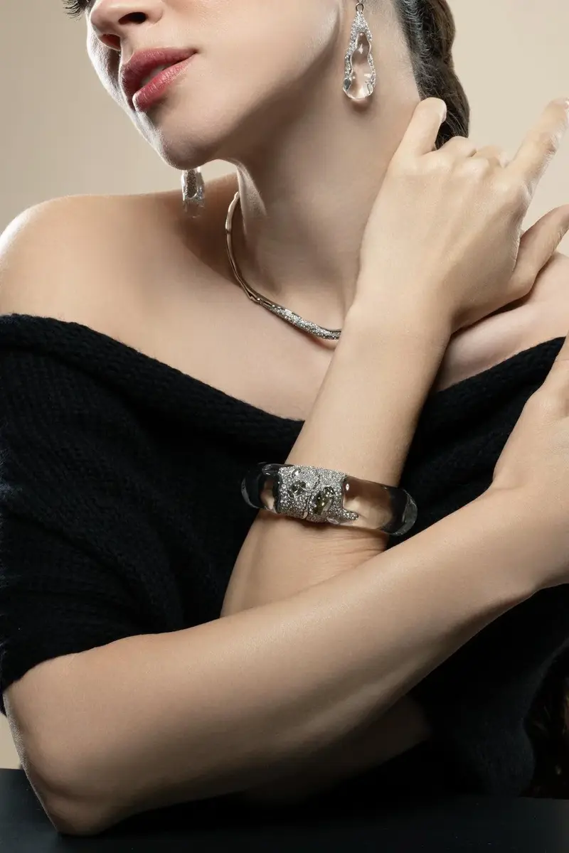 ALEXIS BITTAR Lucite Silverlake Hinge Bracelet | Thumbnail 5 ALEXIS BITTAR Lucite Silverlake Hinge Bracelet | Thumbnail 5