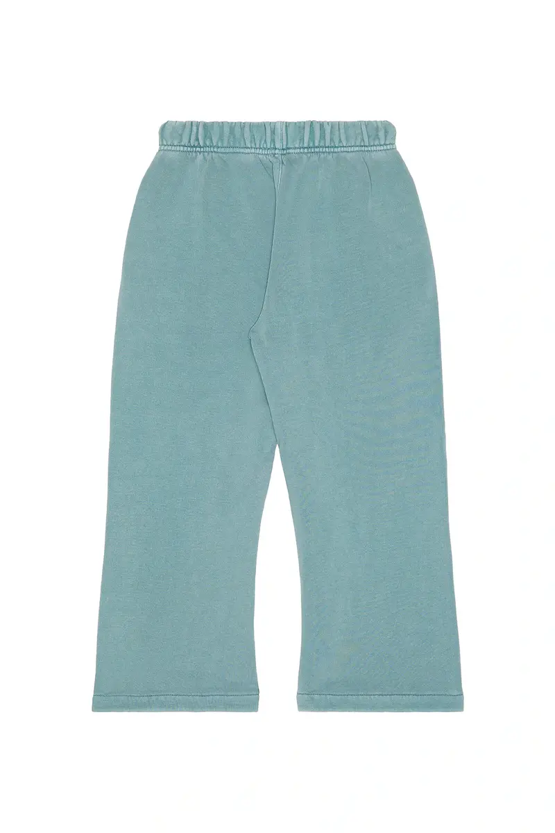Fear of God Essentials Kids Signature Flare Sweatpant | Thumbnail 2 Fear of God Essentials Kids Signature Flare Sweatpant | Thumbnail 2