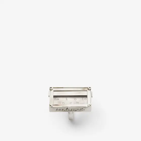 Fendi "matrimonio Manicomio" Ring | Thumbnail 5 Fendi "matrimonio Manicomio" Ring | Thumbnail 5