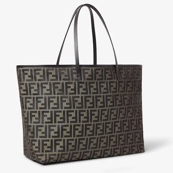 Fendi Medium shopping bag, created in 1997 together with | Thumbnail 2 Fendi Medium shopping bag, created in 1997 together with | Thumbnail 2
