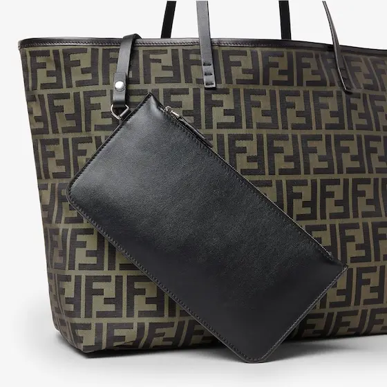 Fendi Medium shopping bag, created in 1997 together with | Thumbnail 5 Fendi Medium shopping bag, created in 1997 together with | Thumbnail 5