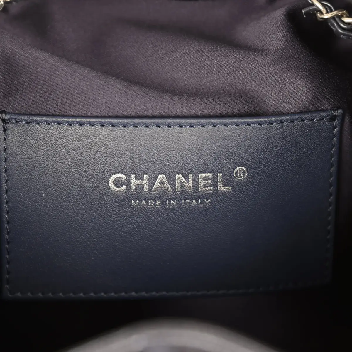 Chanel Chanel Small 25 Hobo Bag Dark Blue Metallic Caviar Silver Hardware | Thumbnail 9