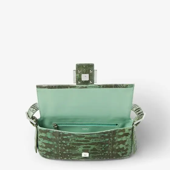 Fendi Since its debut in 1997, it has become a brand icon, now | Thumbnail 7 Fendi Since its debut in 1997, it has become a brand icon, now | Thumbnail 7