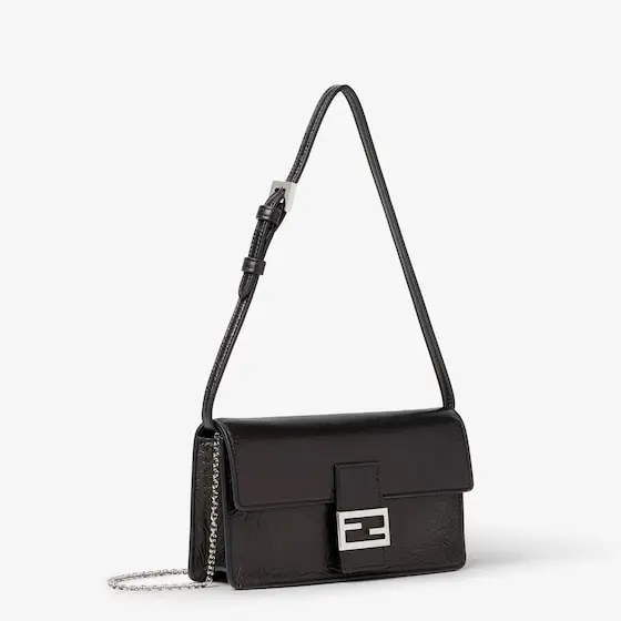 Fendi Tube Wallet on Chain | Thumbnail 2 Fendi Tube Wallet on Chain | Thumbnail 2