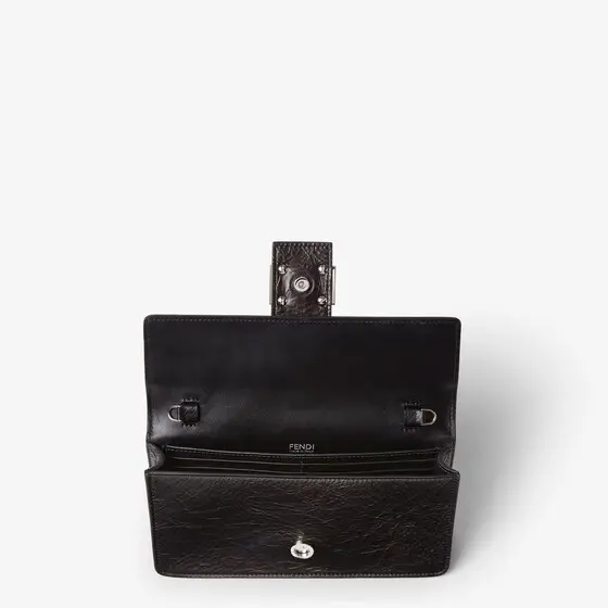 Fendi Tube Wallet on Chain | Thumbnail 4 Fendi Tube Wallet on Chain | Thumbnail 4