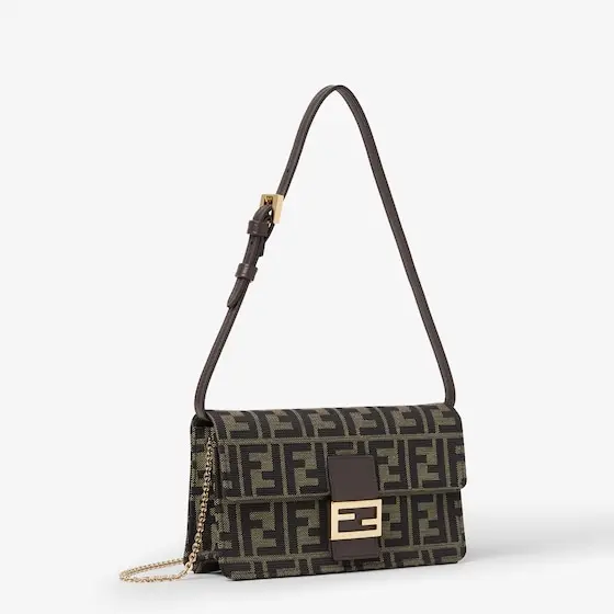 Fendi Tube Wallet on Chain | Thumbnail 2 Fendi Tube Wallet on Chain | Thumbnail 2